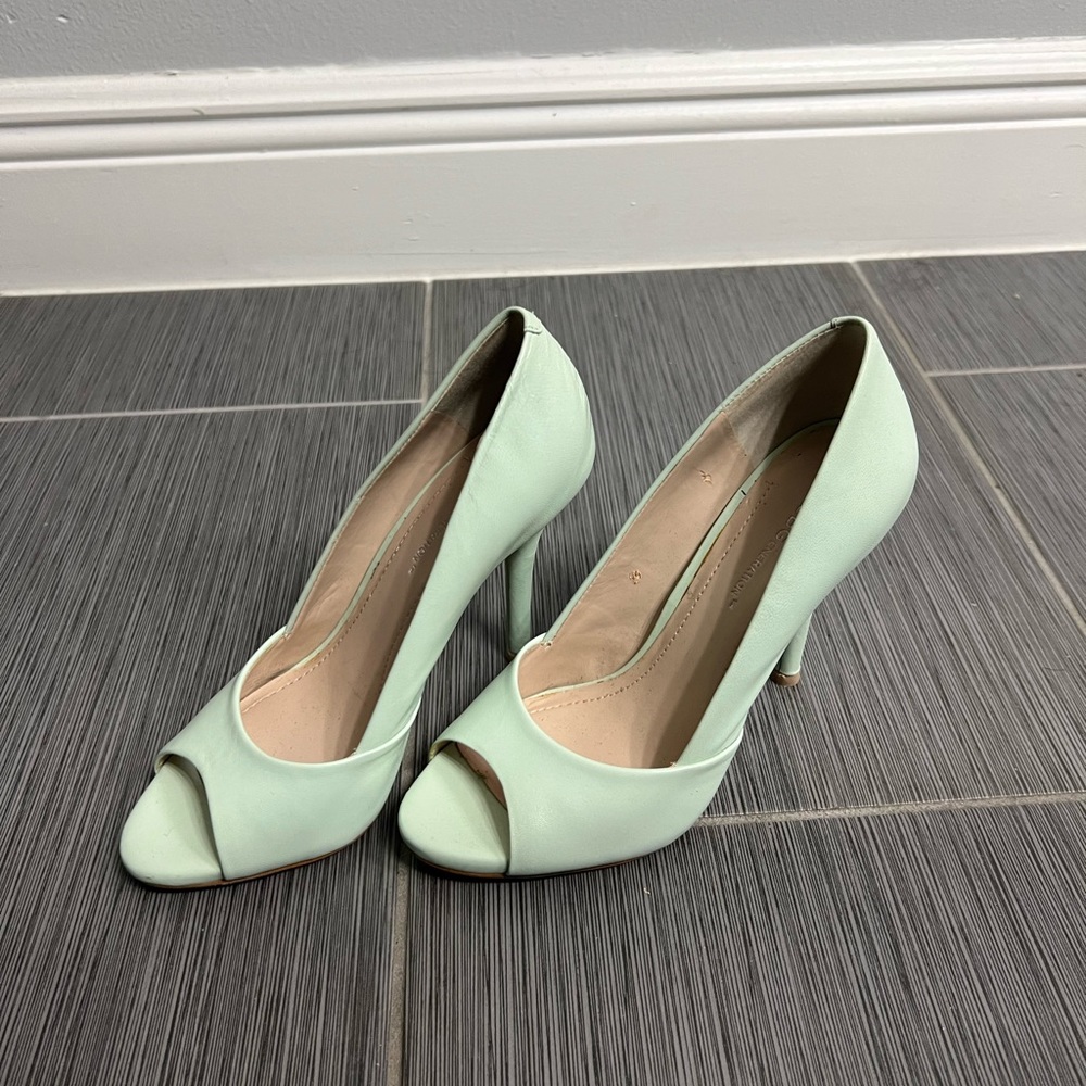 mint green bcbgeneration heels
